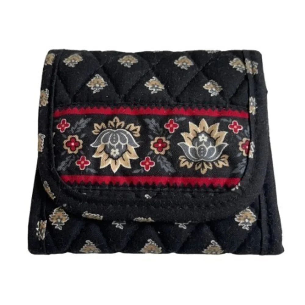 Women's Vera Bradley Trifold Quilted Retired Black Wallet EUC